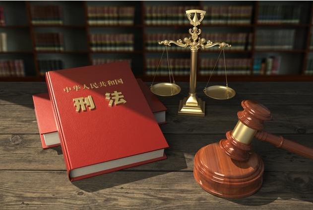 閨蜜冒充網(wǎng)戀男友詐騙67萬 被判10年半